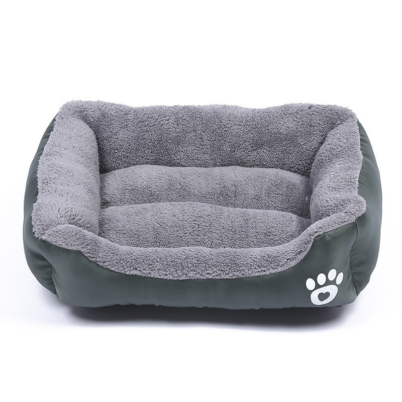 Waterproof Fleece Dog Bed – Soft Cushion